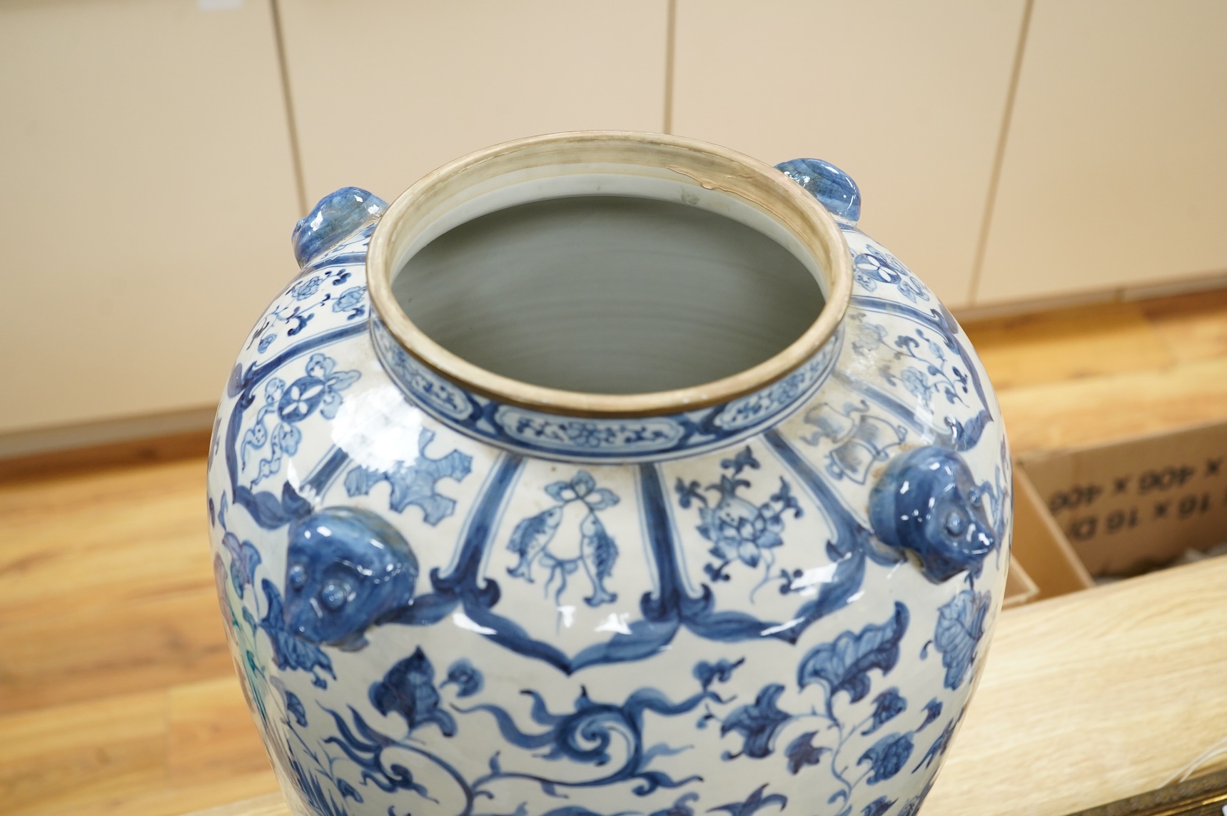 A large Chinese blue and white baluster vase and cover, 62cm high